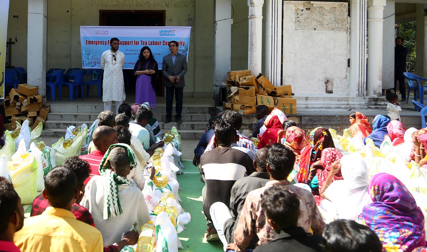 Emergency Food Support to Tea-labor Community