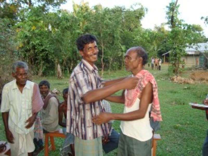 Both-are-embracing-each-other-after-mitigation-the-conflict-300x225
