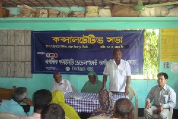 Union-Parishad-UP-Chairman-is-giving-his-commitment-to-the-indigenous-community-on-behalf-of-his-UP1-300x225